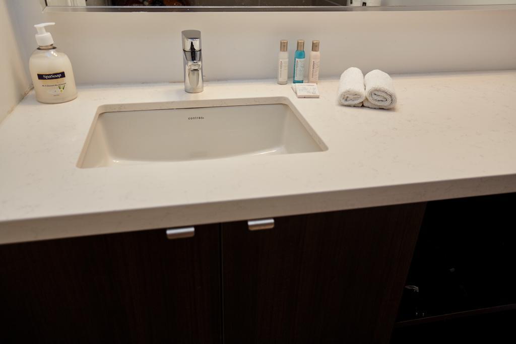 Atlas Suites - Yorkville Furnished Apartments Toronto Phòng bức ảnh