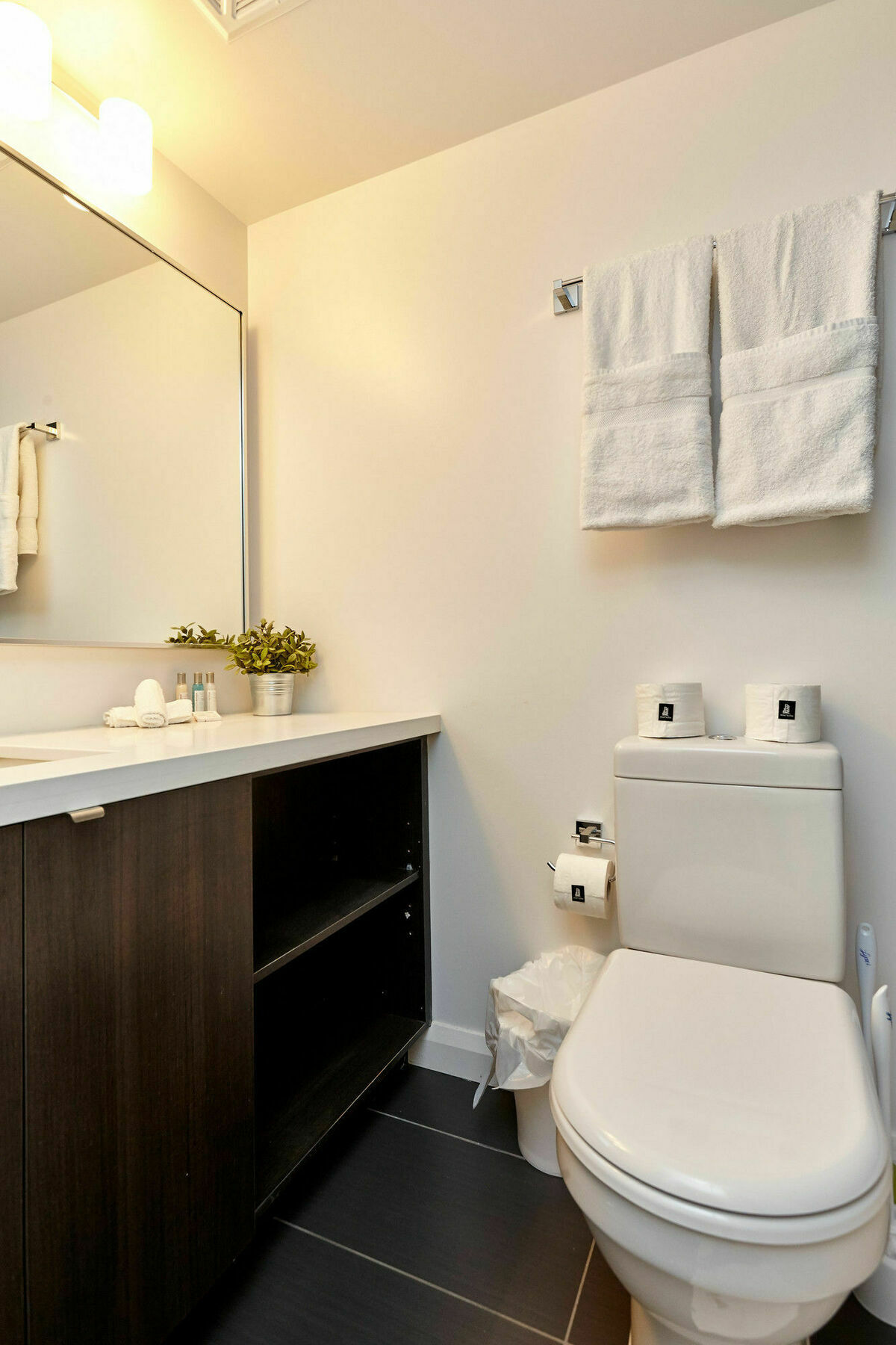 Atlas Suites - Yorkville Furnished Apartments Toronto Ngoại thất bức ảnh